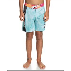 Quiksilver Boys Surfsilk Acid Wash 15" Boardshorts NWT Size 30/16
